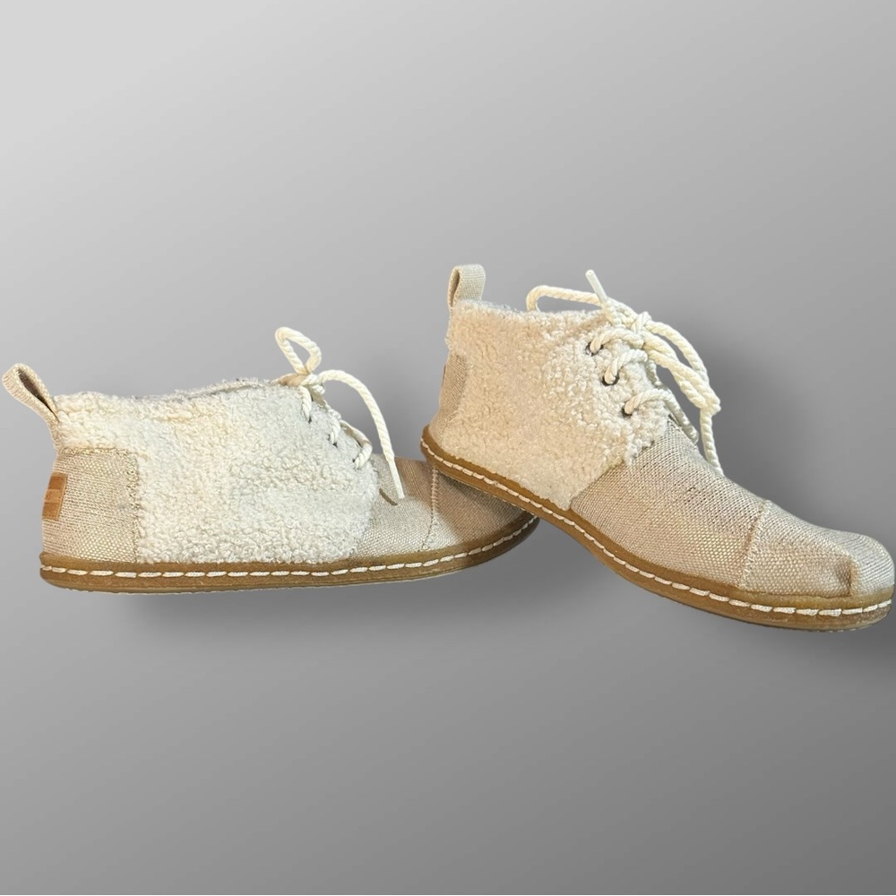 Toms Cream Ankle Boots Lace-Up Women’s Sz 8 Canvas Faux Wool